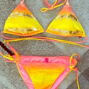 Victoria’s Secret ombré bikini M